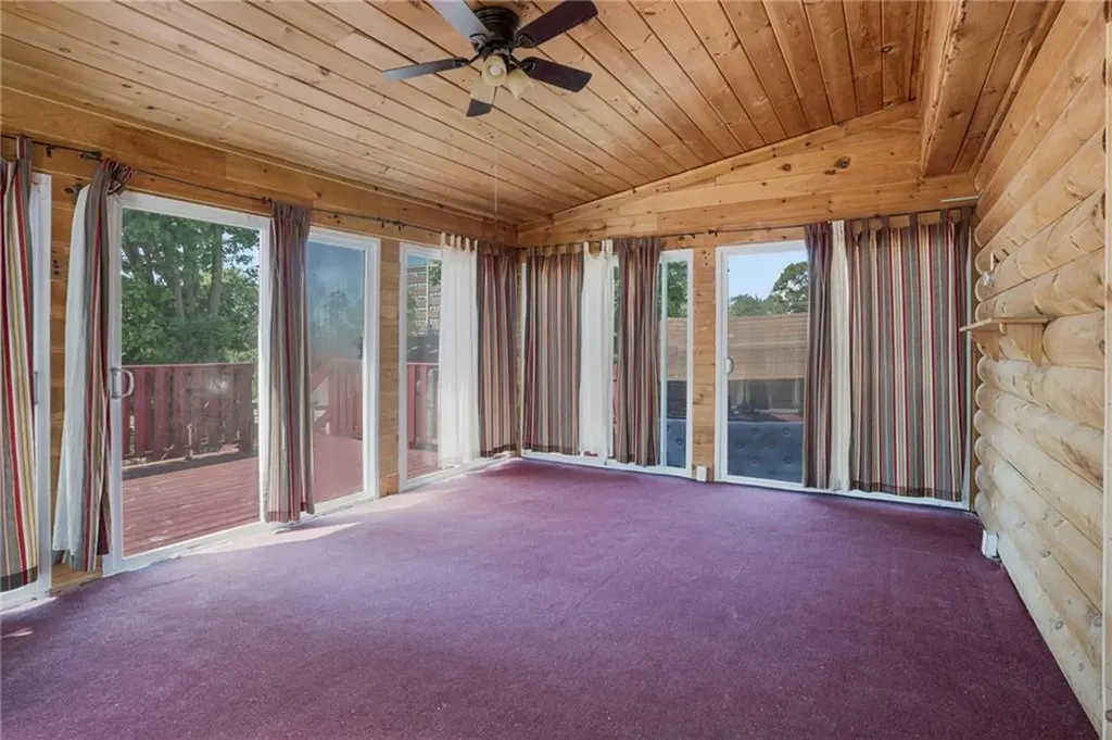 17 Padelford Avenue East Providence RI 02915