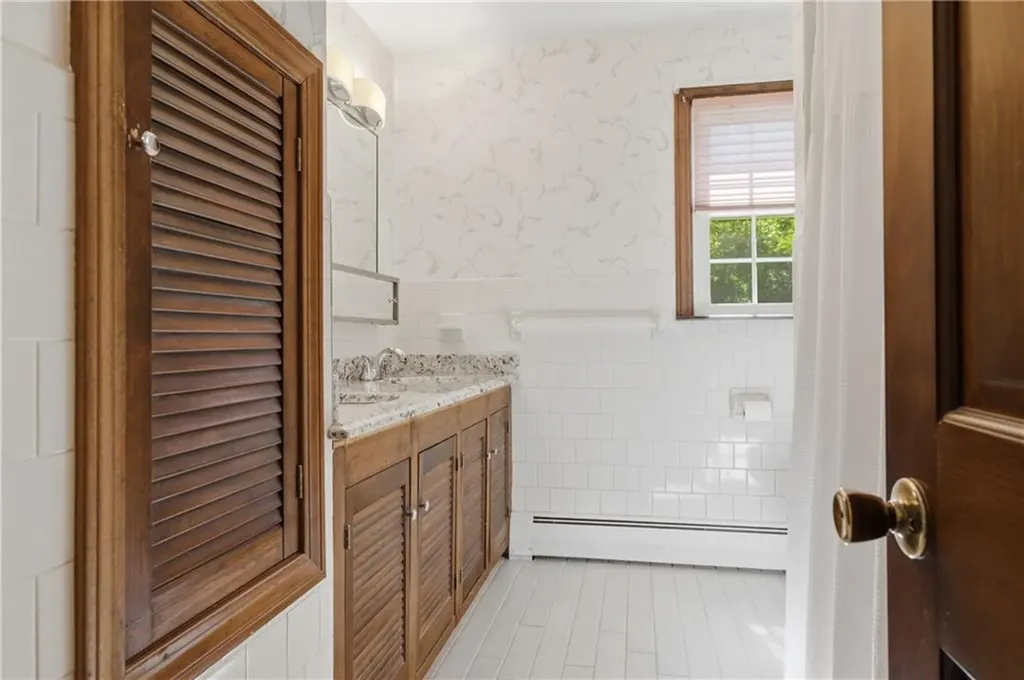 2699 Diamond Hill Road Cumberland RI 02864