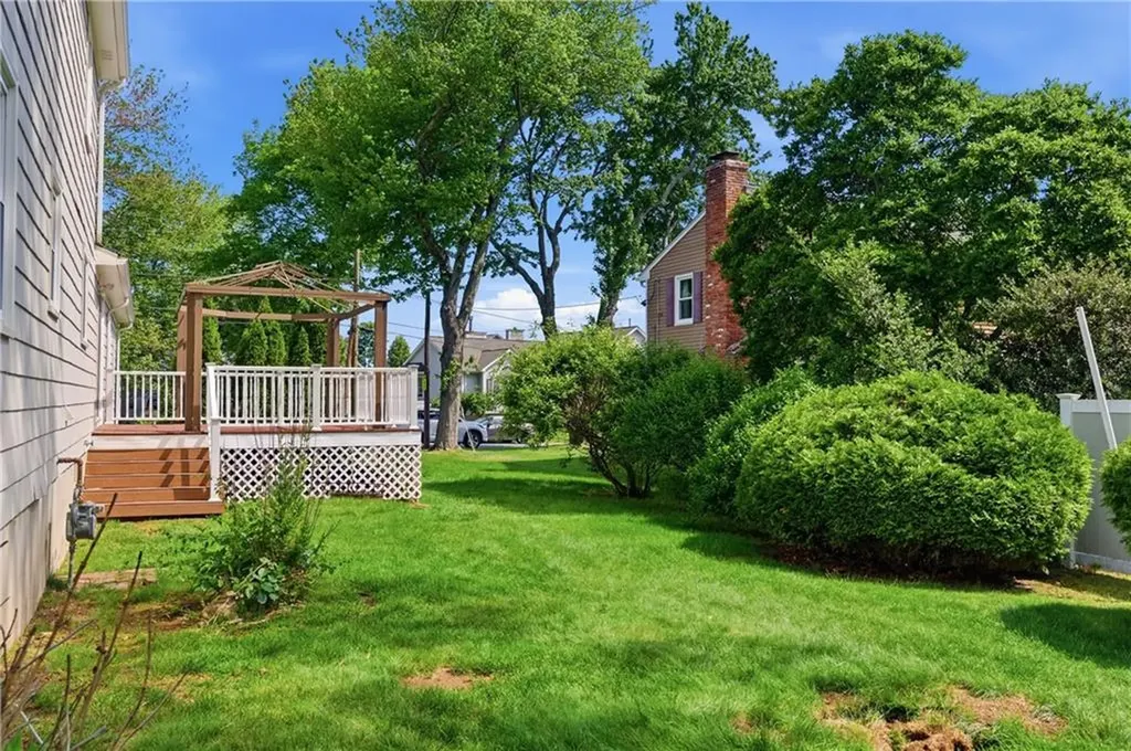 2699 Diamond Hill Road Cumberland RI 02864