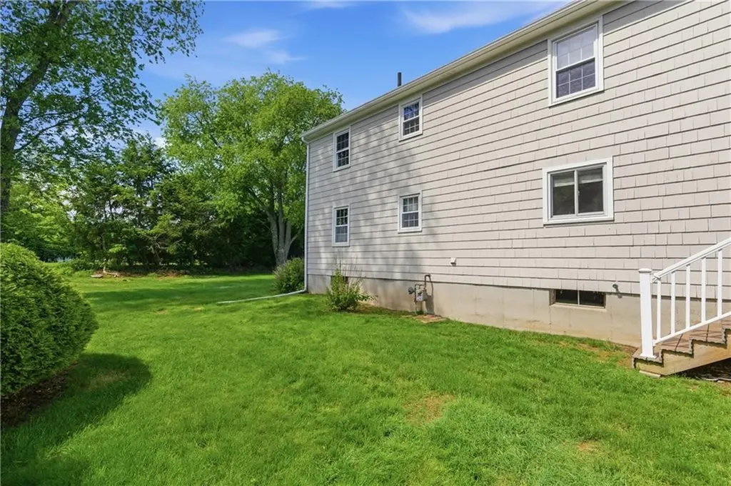 2699 Diamond Hill Road Cumberland RI 02864