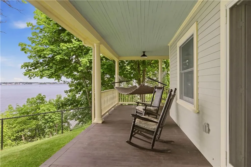 1 Sabin Street East Providence RI 02915