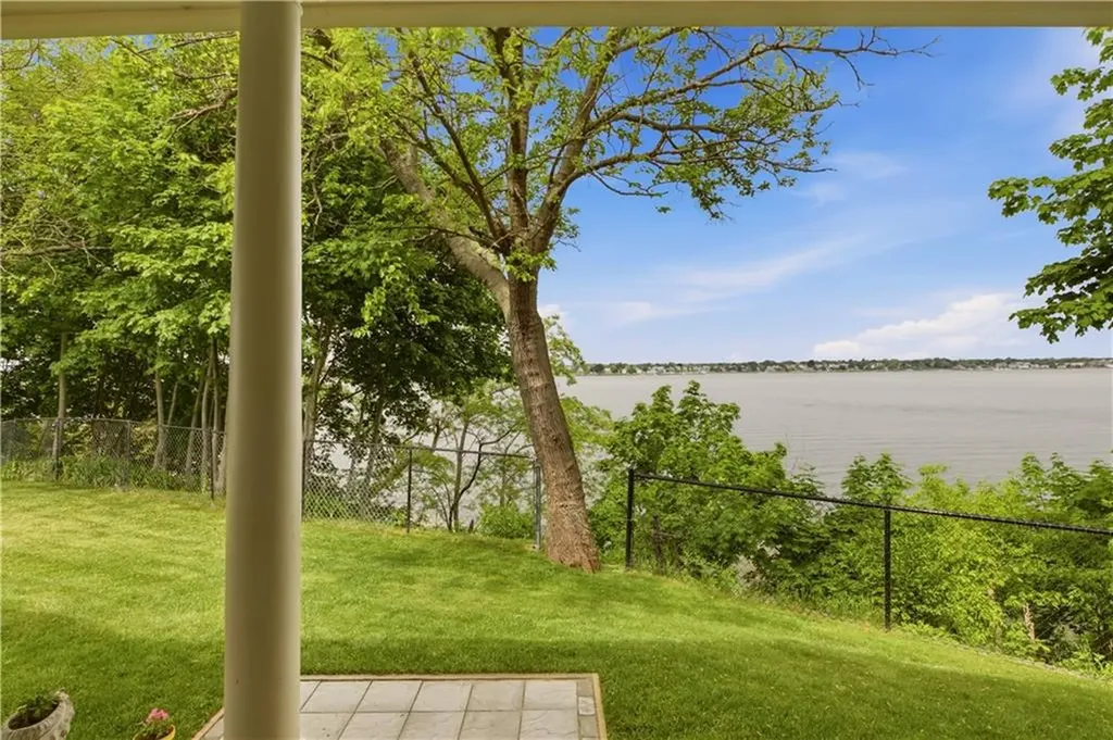 1 Sabin Street East Providence RI 02915
