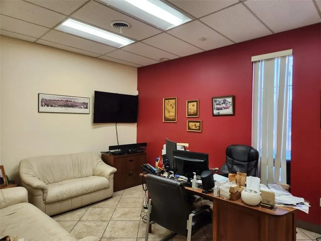 31 Delaine Street Providence RI 02909