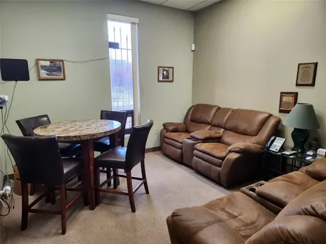 31 Delaine Street Providence RI 02909