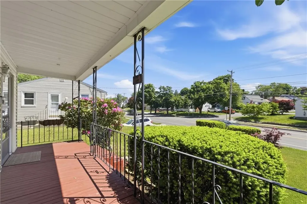 865 Pontiac Avenue Cranston RI 02910