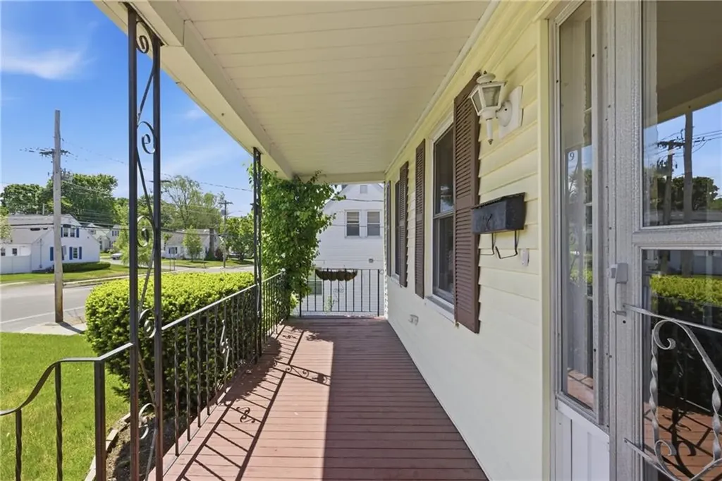 865 Pontiac Avenue Cranston RI 02910