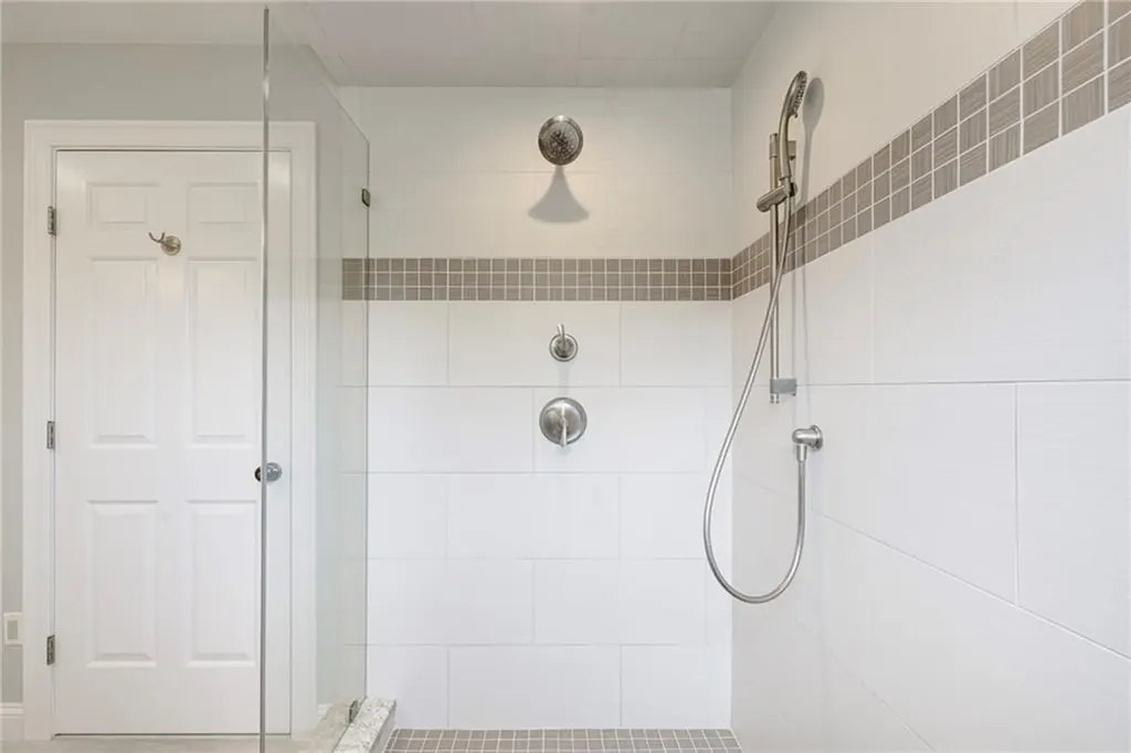80 Douglas Drive North Kingstown RI 02874