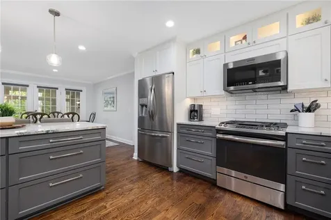 80 Douglas Drive North Kingstown RI 02874