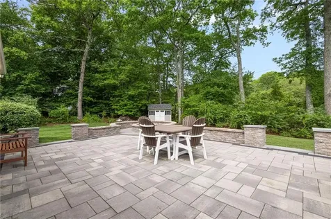 80 Douglas Drive North Kingstown RI 02874