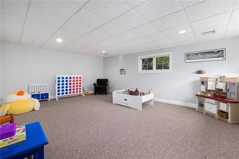 80 Douglas Drive North Kingstown RI 02874