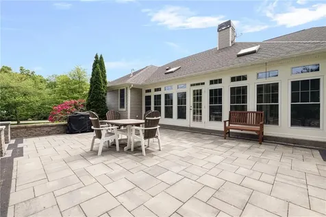 80 Douglas Drive North Kingstown RI 02874