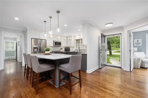 80 Douglas Drive North Kingstown RI 02874