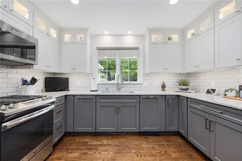 80 Douglas Drive North Kingstown RI 02874