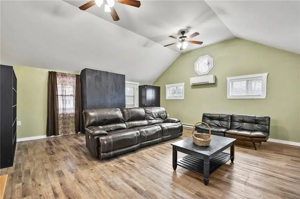 1381 Putnam Pike Glocester RI 02814