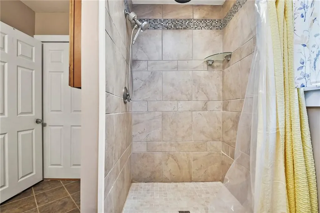 1381 Putnam Pike Glocester RI 02814