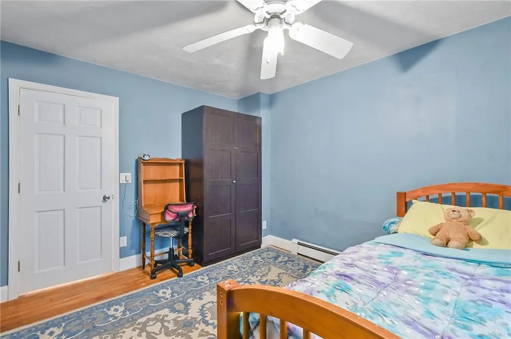 1381 Putnam Pike Glocester RI 02814