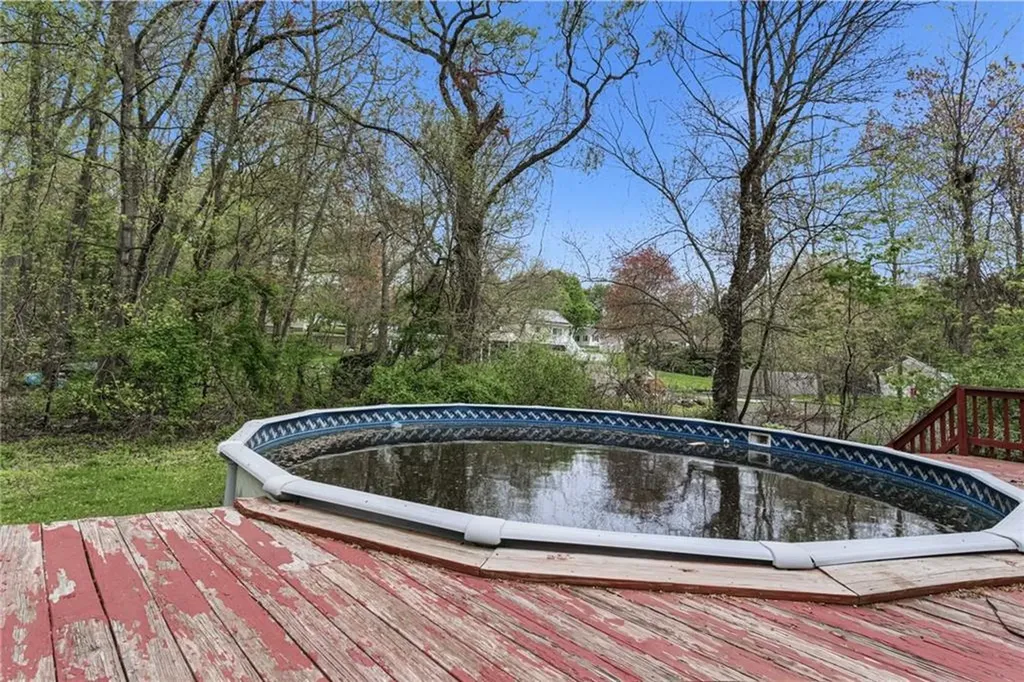 27 Douglas Circle Smithfield RI 02828