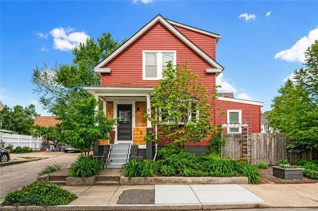 5 Dennis Avenue Cranston RI 02905