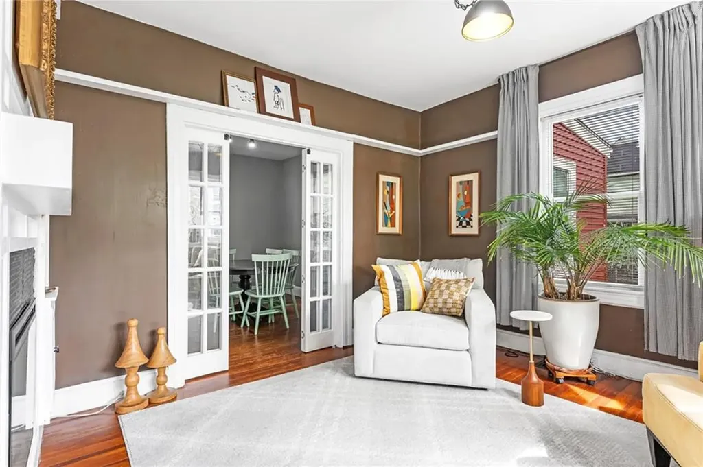 5 Dennis Avenue Cranston RI 02905