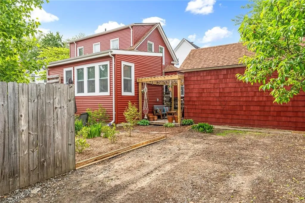 5 Dennis Avenue Cranston RI 02905