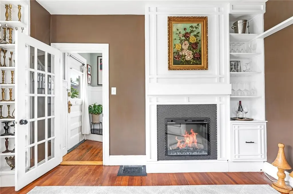 5 Dennis Avenue Cranston RI 02905