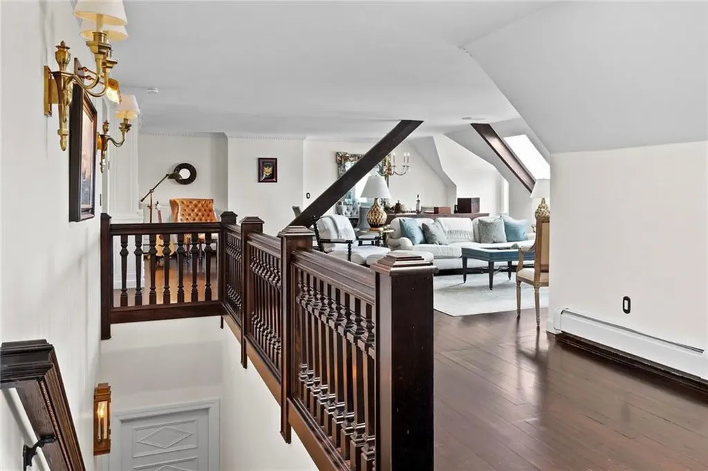 127 Harrison Avenue Newport RI 02840