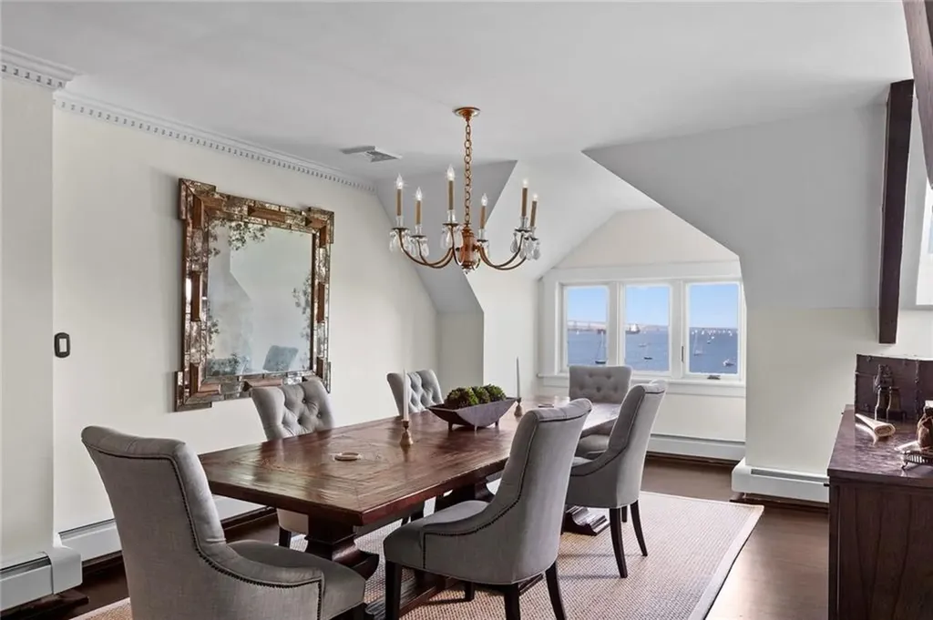 127 Harrison Avenue Newport RI 02840