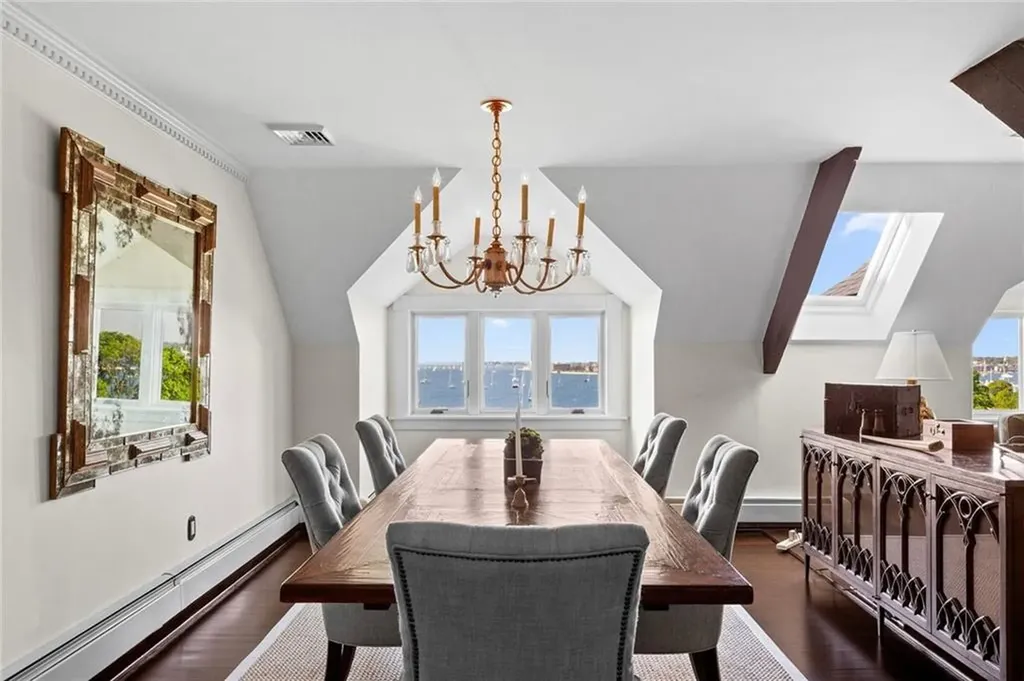 127 Harrison Avenue Newport RI 02840