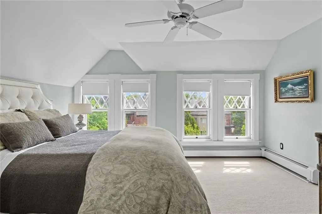 127 Harrison Avenue Newport RI 02840