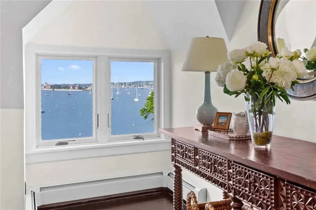127 Harrison Avenue Newport RI 02840