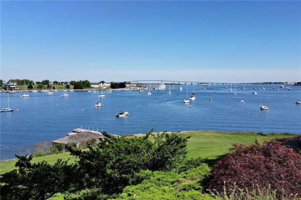 127 Harrison Avenue Newport RI 02840