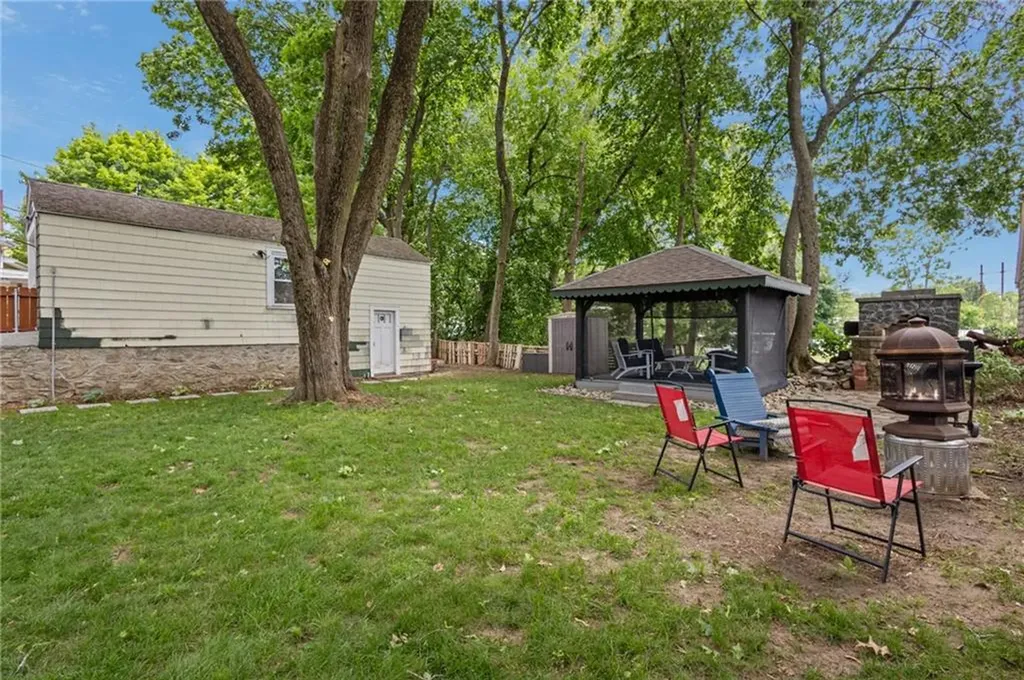 1223 Cumberland Hill Road Woonsocket RI 02895