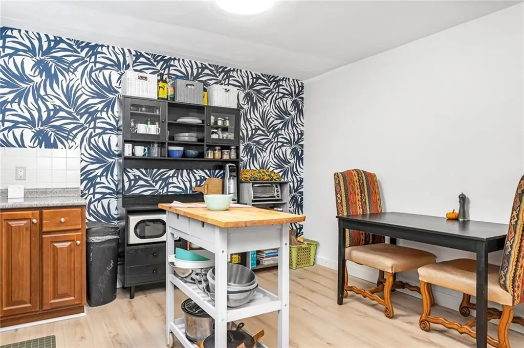 18 Waterman Street Bristol RI 02809