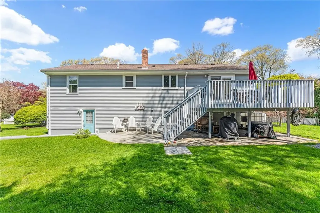 18 Waterman Street Bristol RI 02809