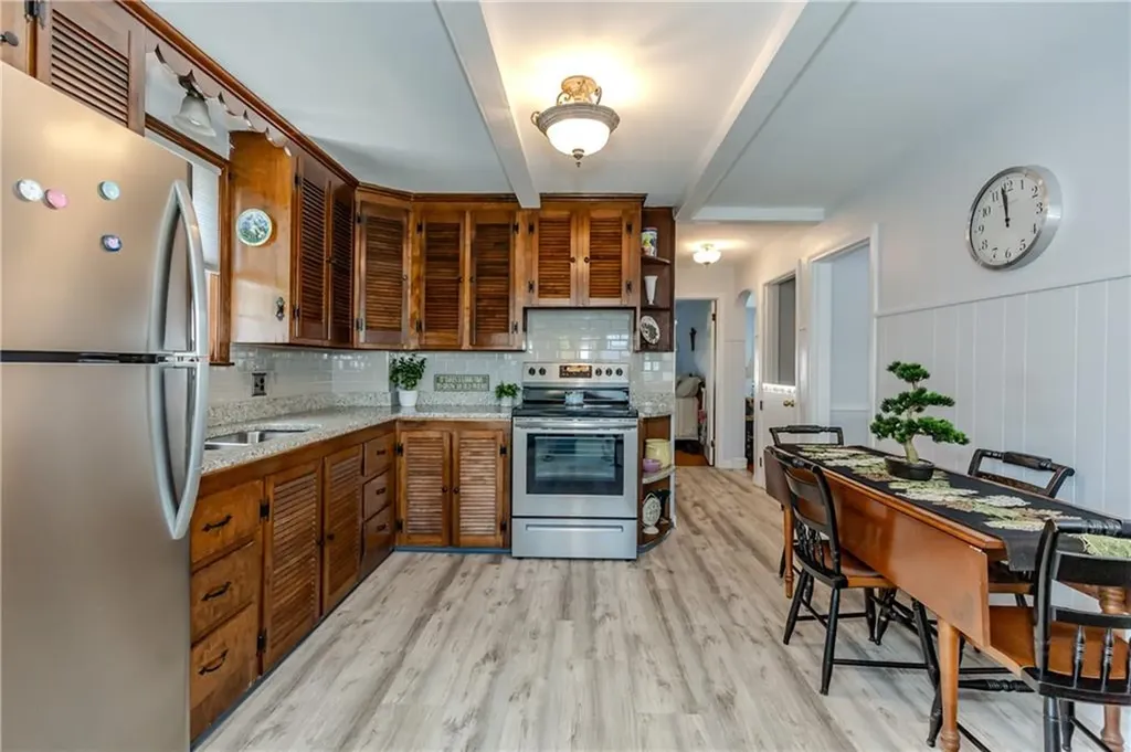 24 Columbus Boulevard Cranston RI 02910