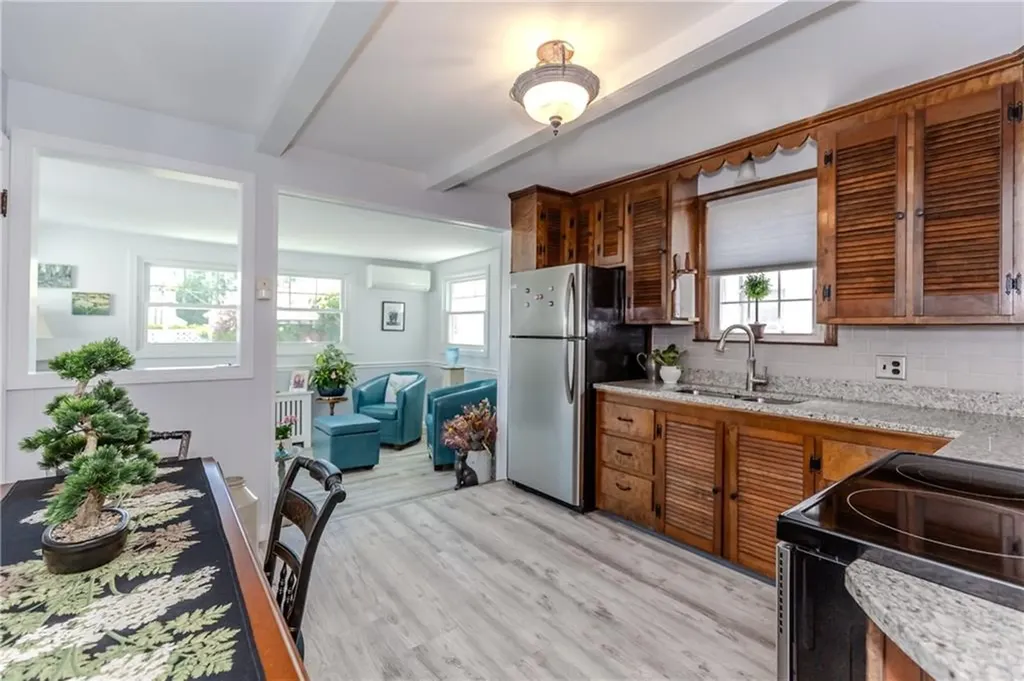 24 Columbus Boulevard Cranston RI 02910