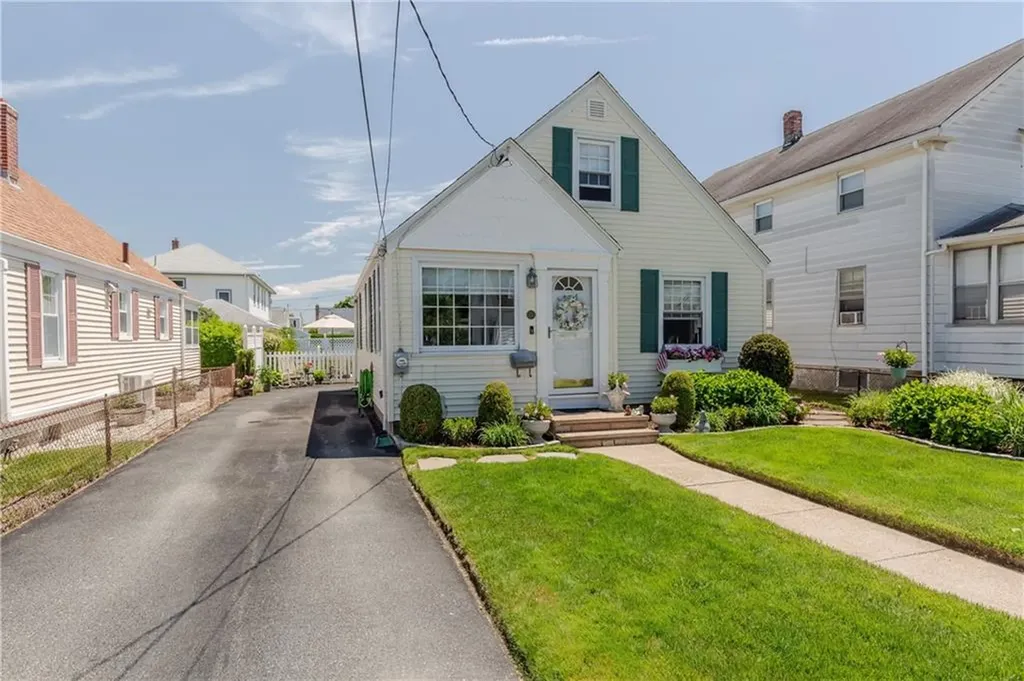 24 Columbus Boulevard Cranston RI 02910
