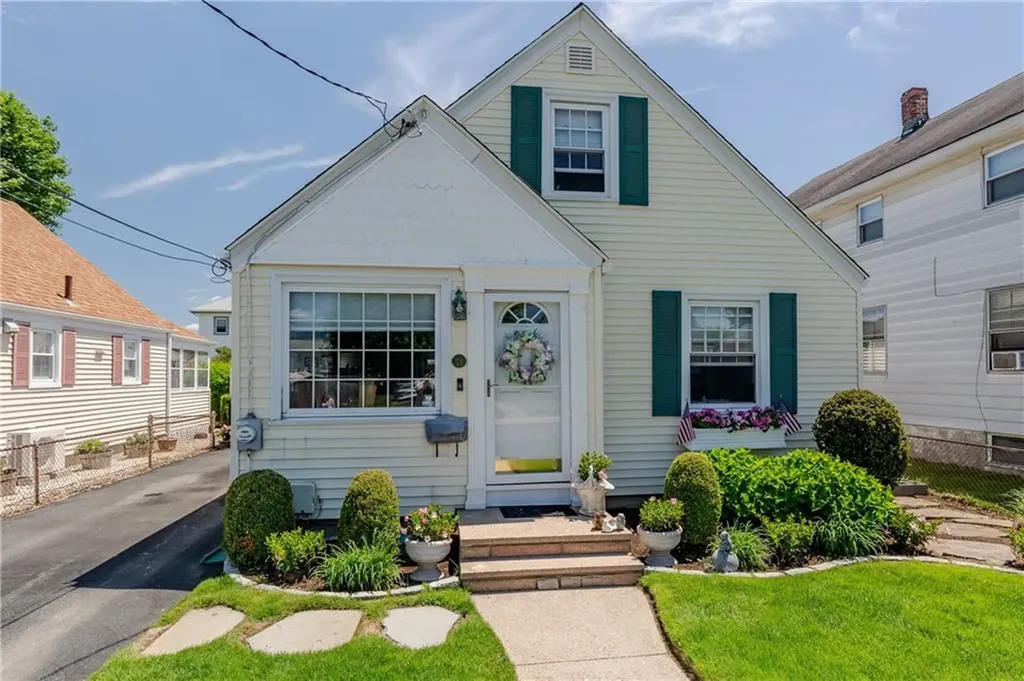 24 Columbus Boulevard Cranston RI 02910