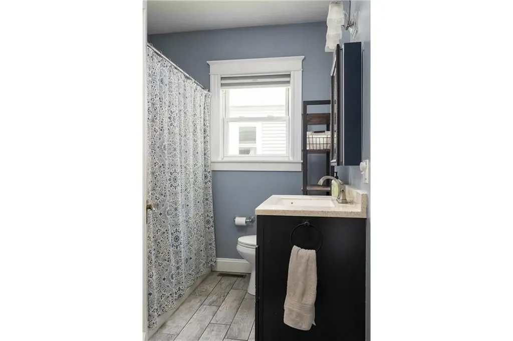 14 Boyden Boulevard East Providence RI 02915