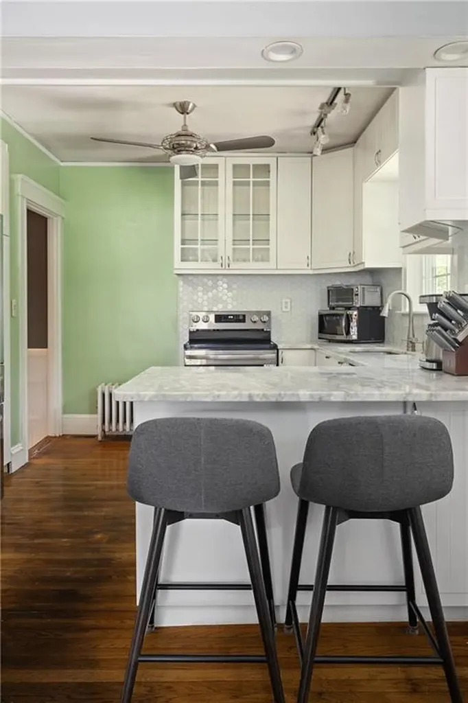 14 Boyden Boulevard East Providence RI 02915
