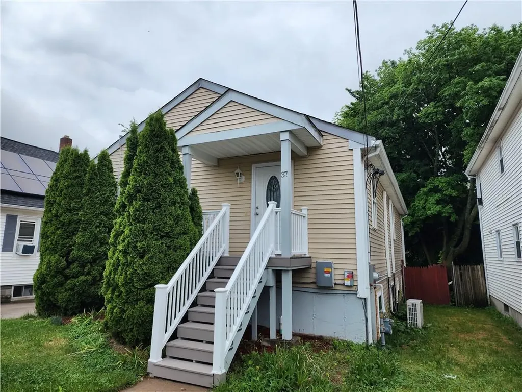 37 Mercy Street Providence RI 02909