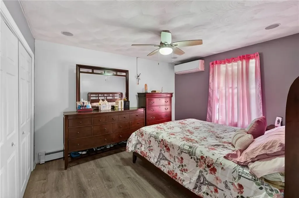 37 Mercy Street Providence RI 02909