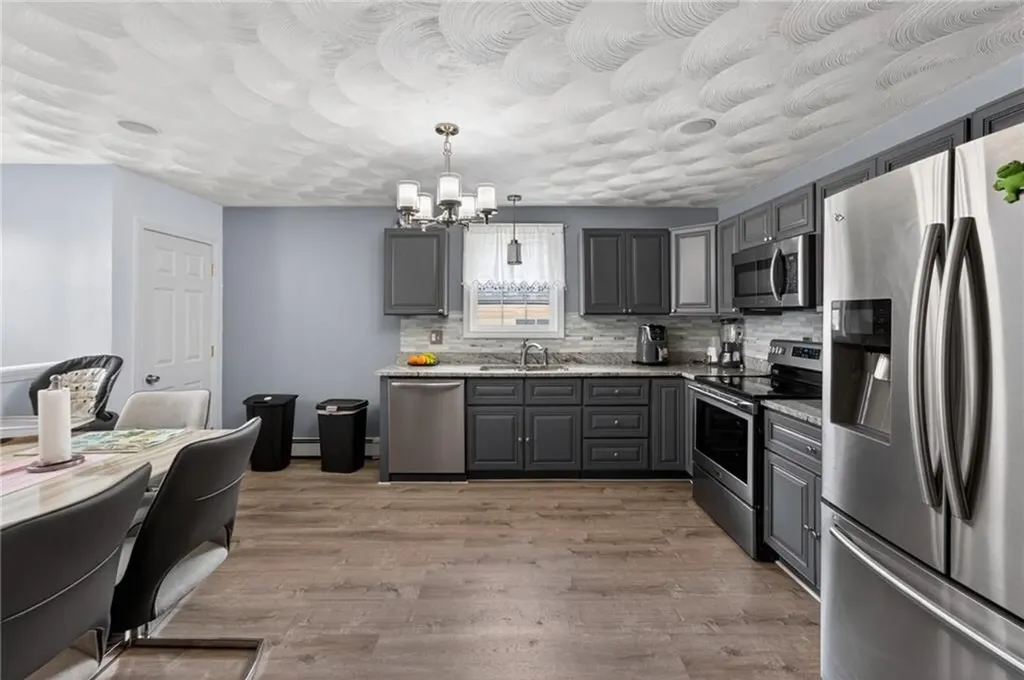 37 Mercy Street Providence RI 02909