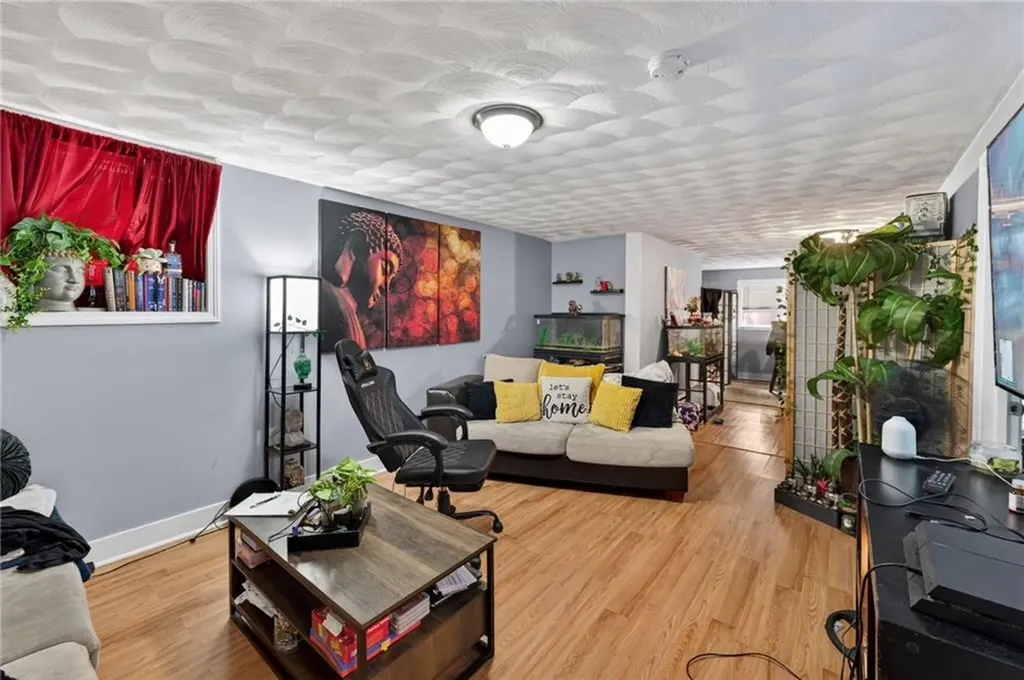 37 Mercy Street Providence RI 02909