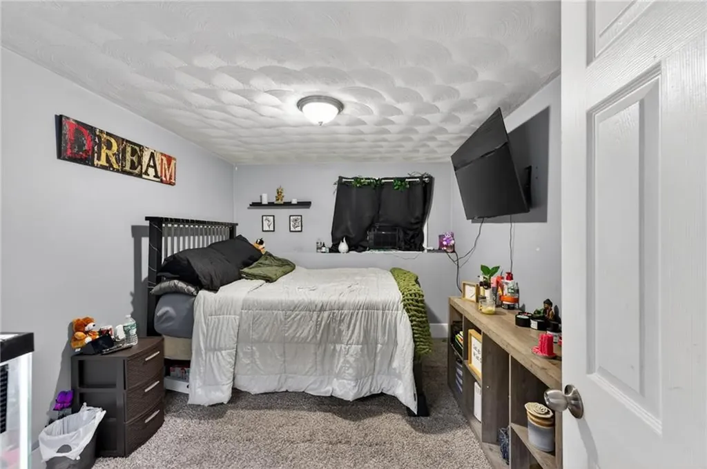 37 Mercy Street Providence RI 02909