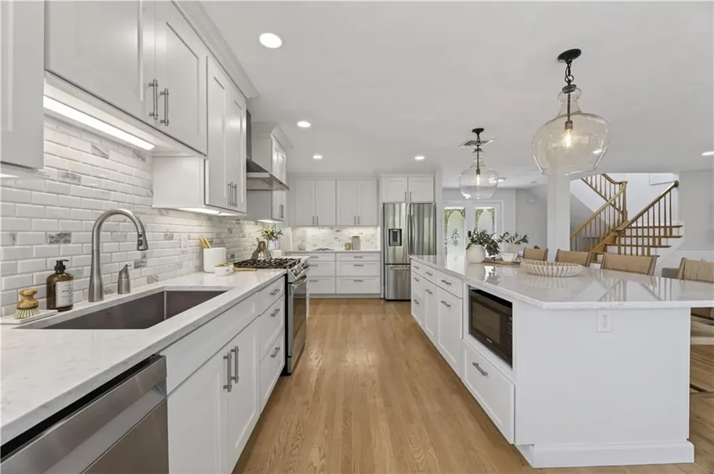 150 Cedar Island Road Narragansett RI 02882