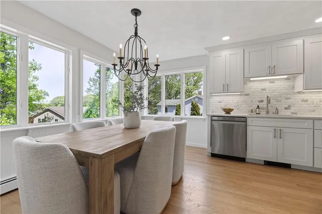 150 Cedar Island Road Narragansett RI 02882