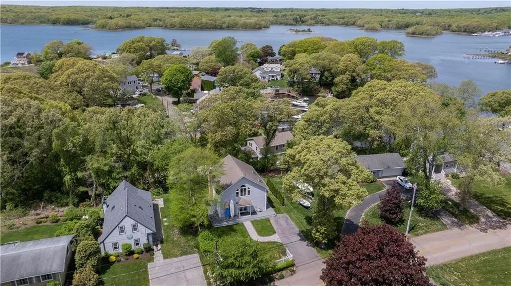 150 Cedar Island Road Narragansett RI 02882
