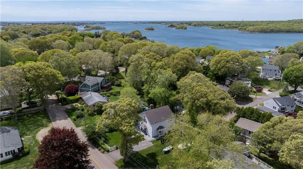 150 Cedar Island Road Narragansett RI 02882