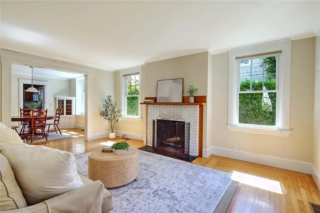 30 Langham Road Providence RI 02906